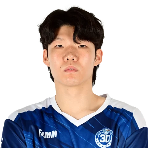 이윤재 배구선수 공식 사진